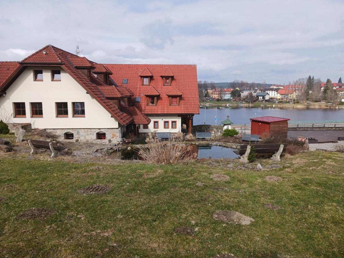 Hotel Leyla Frymburk Dış mekan fotoğraf
